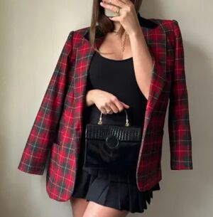 Vintage Sag Harbor Red Plaid Wool Blend Blazer Black Velvet Collar Size 14